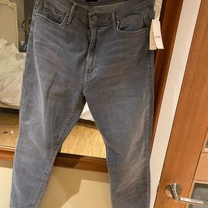 Mother skinny jeans high waisted locker ankle fray.